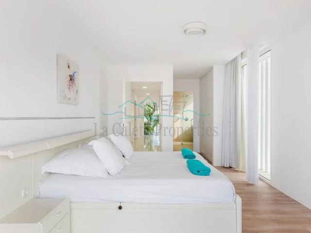 5 chambre Villa/Maison à vendre à Costa Adeje, Adeje avec garage - 6 500 000 € (Ref: 8597289)