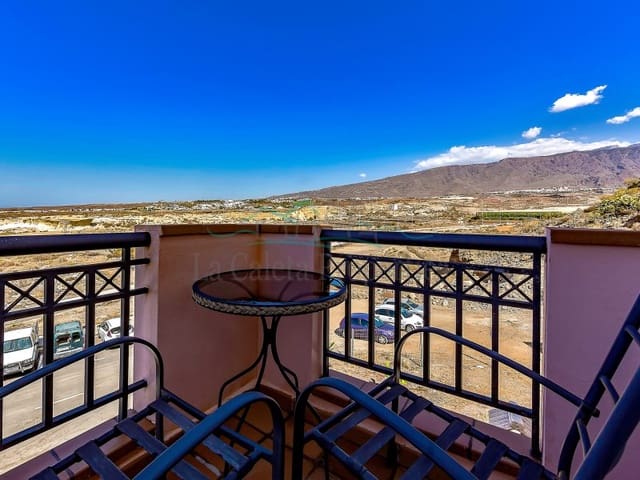 3 slaapkamer Appartement te koop in Costa Adeje, Adeje met garage - € 920.000 (Ref: 8616225)