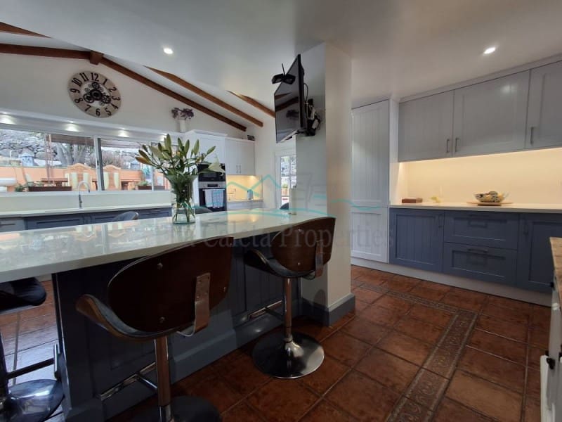 5 soveværelse Finca/Landehus til salg i Adeje med garage - € 1.595.000 (Ref: 8628579)