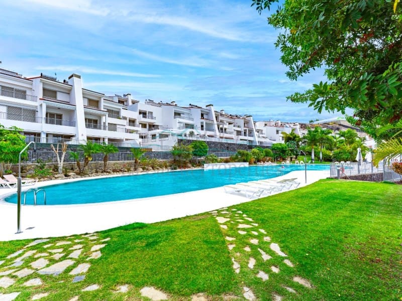 2 slaapkamer Appartement te koop in Costa Adeje met garage - € 715.000 (Ref: 8657084)