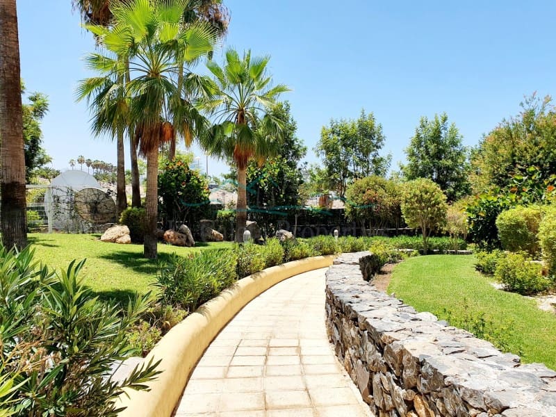 3 soveværelse Lejlighed til salg i Costa Adeje med garage - € 805.000 (Ref: 8735730)