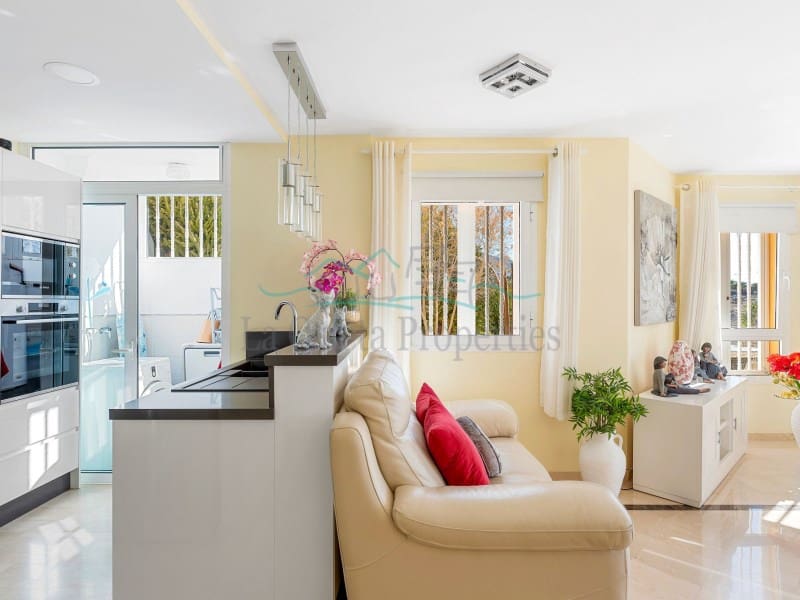 3 soveværelse Lejlighed til salg i Costa Adeje med garage - € 805.000 (Ref: 8735730)