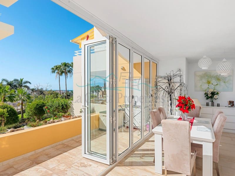 3 soveværelse Lejlighed til salg i Costa Adeje med garage - € 805.000 (Ref: 8735730)