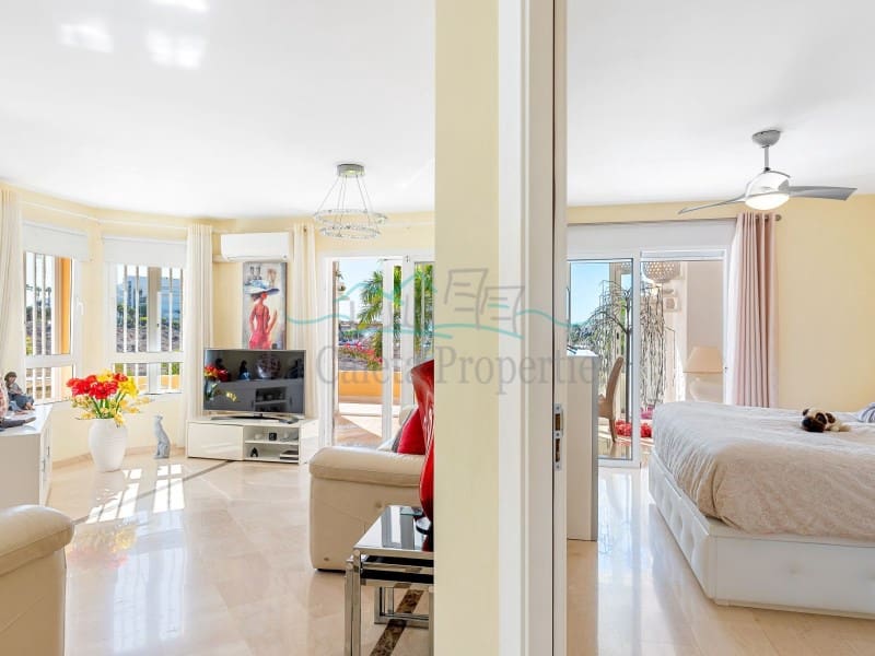 3 soveværelse Lejlighed til salg i Costa Adeje med garage - € 805.000 (Ref: 8735730)