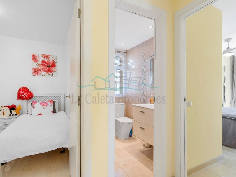 3 soveværelse Lejlighed til salg i Costa Adeje med garage - € 805.000 (Ref: 8735730)