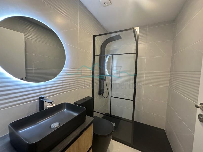 3 bedroom Apartment for sale in Playa San Juan with garage - € 529,000 (Ref: 8829728)