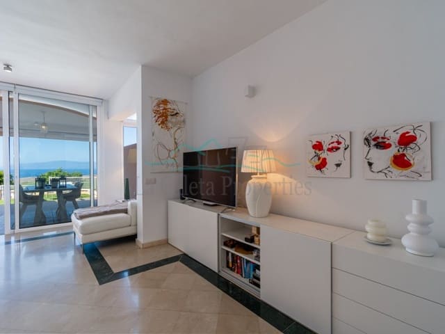 2 slaapkamer Appartement te koop in La Caleta Adeje, Adeje - € 595.000 (Ref: 8979685)