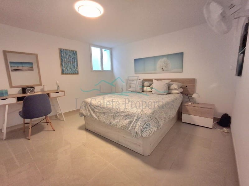 4 slaapkamer Huis te koop in Costa Adeje - € 1.175.000 (Ref: 8992502)