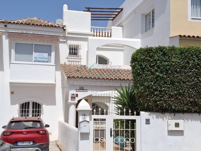4 slaapkamer Huis te koop in Costa Adeje - € 1.175.000 (Ref: 8992502)