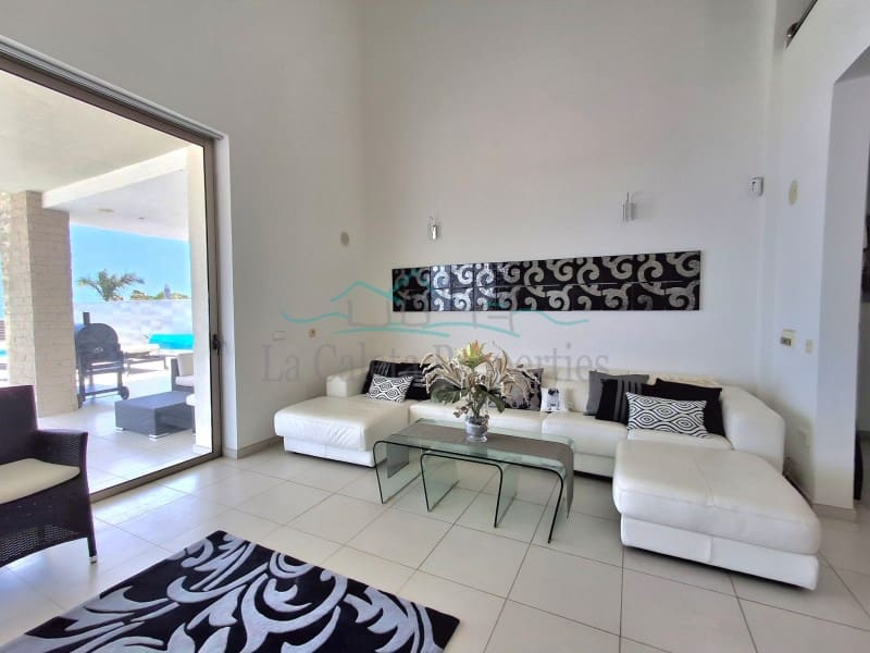 3 slaapkamer Huis te koop in Costa Adeje met garage - € 1.900.000 (Ref: 9032035)