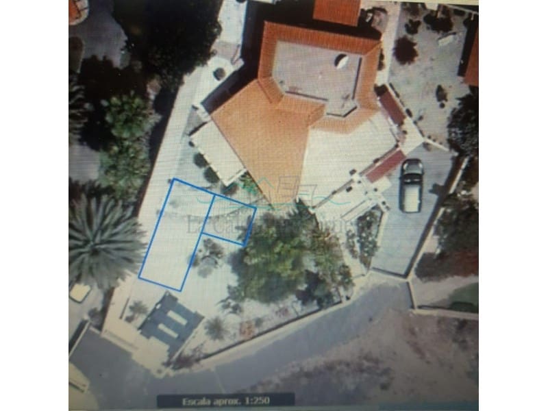 2 soveværelse Finca/Landehus til salg i Arona med garage - € 699.000 (Ref: 9038268)