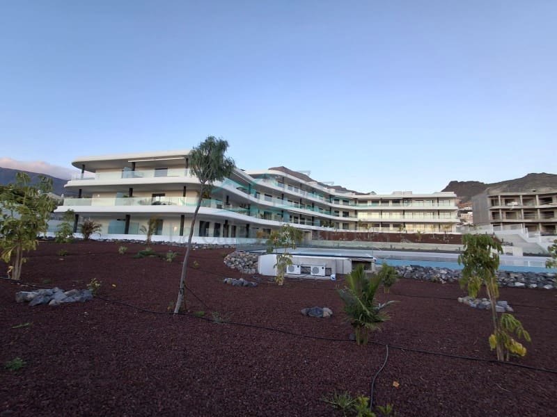 2 bedroom Apartment for sale in Costa Adeje with garage - € 750,000 (Ref: 9038269)