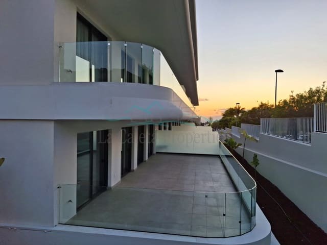 2 slaapkamer Appartement te koop in Costa Adeje, Adeje met garage - € 750.000 (Ref: 9038269)