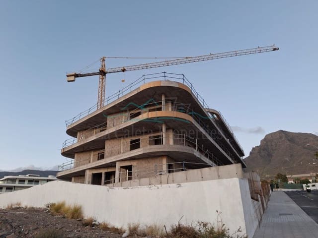 2 slaapkamer Appartement te koop in Costa Adeje, Adeje met garage - € 750.000 (Ref: 9038269)