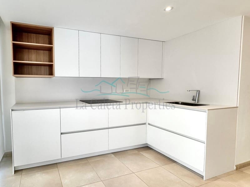 5 slaapkamer Villa te koop in Costa Adeje met garage - € 3.300.000 (Ref: 9166083)