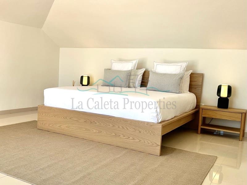 5 slaapkamer Villa te koop in Costa Adeje met garage - € 3.300.000 (Ref: 9166083)