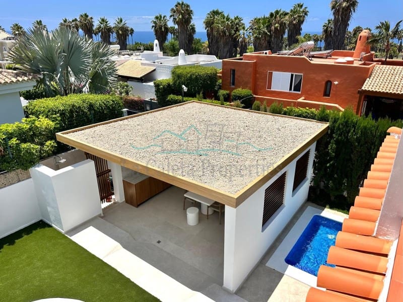 5 slaapkamer Villa te koop in Costa Adeje met garage - € 3.300.000 (Ref: 9166083)