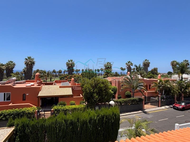 5 slaapkamer Villa te koop in Costa Adeje met garage - € 3.300.000 (Ref: 9166083)