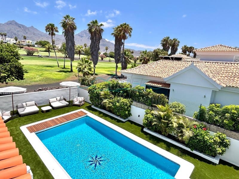 5 slaapkamer Villa te koop in Costa Adeje met garage - € 3.300.000 (Ref: 9166083)