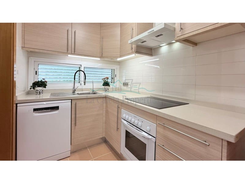 5 chambre Maison de Ville à vendre à Costa Adeje avec garage - 720 000 € (Ref: 9243823)