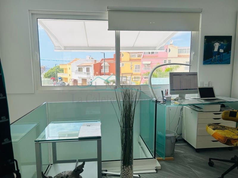 3 chambre Villa/Maison à vendre à Costa Adeje avec garage - 1 880 000 € (Ref: 9347729)