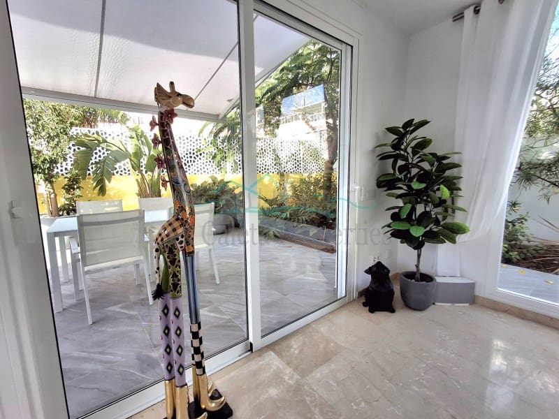 3 chambre Villa/Maison à vendre à Costa Adeje avec garage - 1 880 000 € (Ref: 9347729)