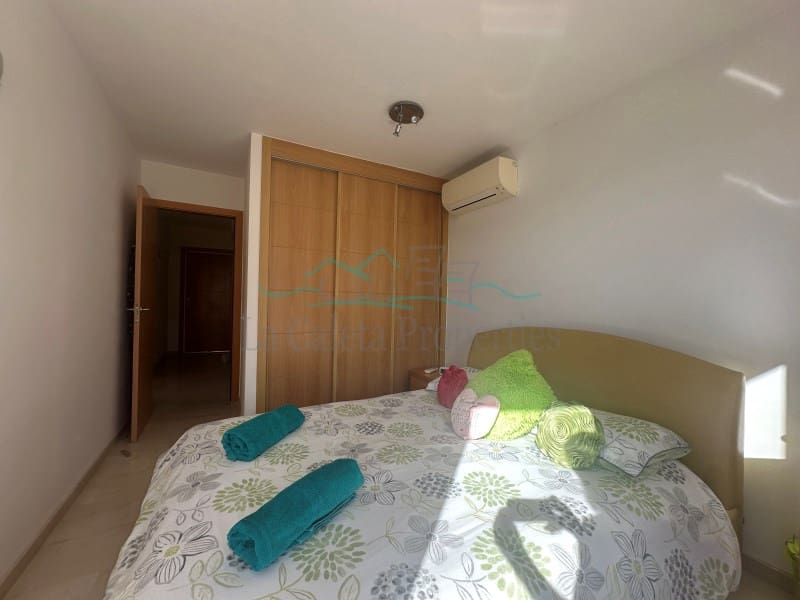 3 makuuhuone Huoneisto myytävänä paikassa Costa Adeje mukana 
autotalli - 775 000 € (Ref: 9427592)