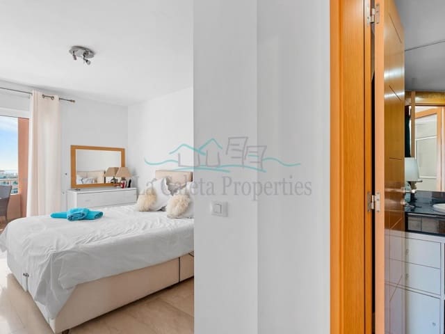 3 makuuhuone Huoneisto myytävänä paikassa La Caleta Adeje, Adeje mukana 
autotalli - 775 000 € (Ref: 9427592)