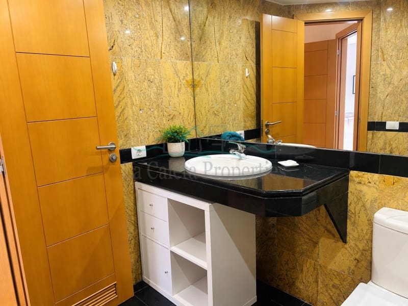 3 soveværelse Lejlighed til salg i Costa Adeje med garage - € 695.000 (Ref: 9427592)