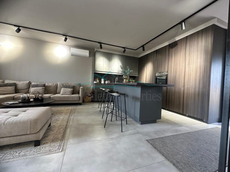 3 soveværelse Byhus til salg i Costa Adeje med garage - € 1.195.000 (Ref: 9470988)