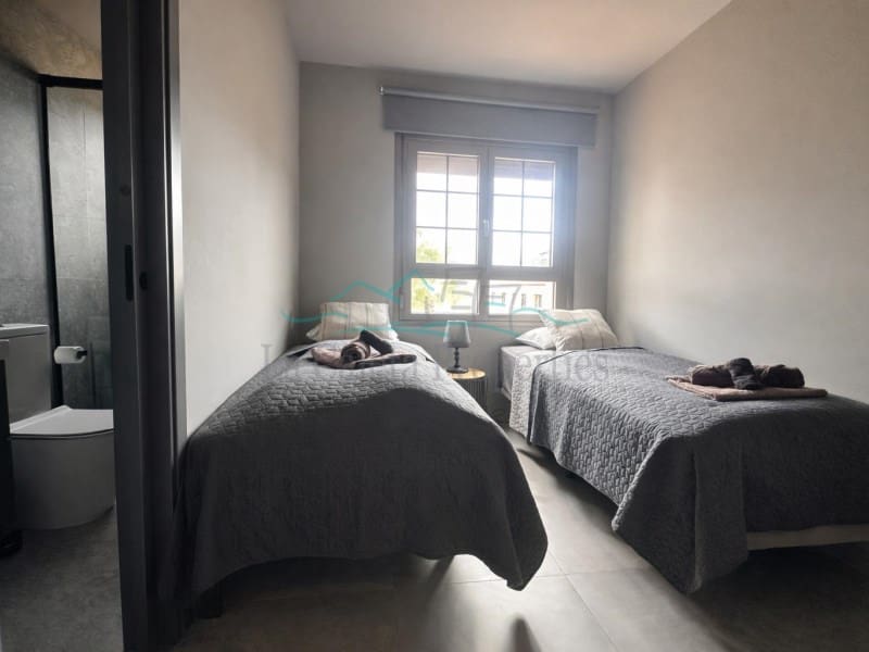 3 soveværelse Byhus til salg i Costa Adeje med garage - € 1.195.000 (Ref: 9470988)