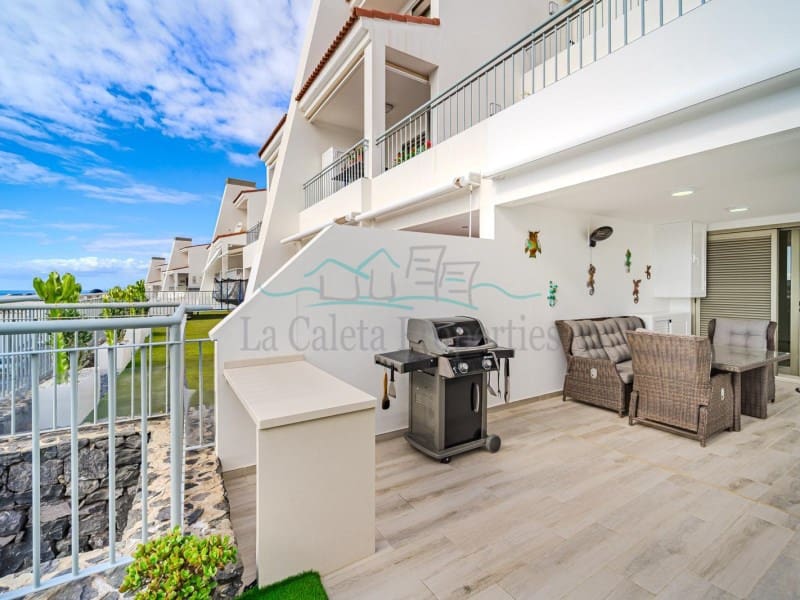 2 bedroom Apartment for sale in Costa Adeje with garage - € 995,000 (Ref: 9499023)