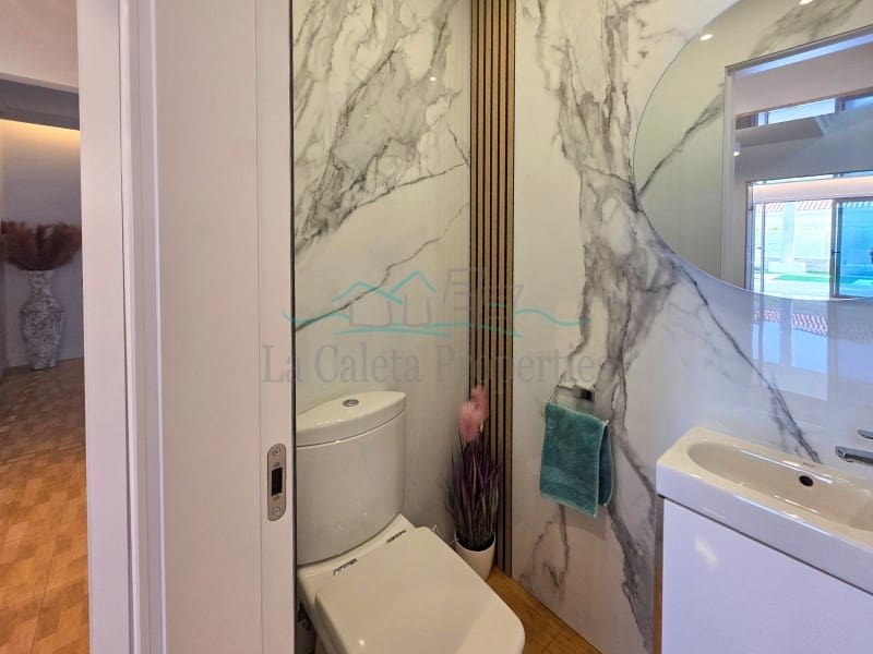 4 soveværelse Villa til salg i Costa Adeje med garage - € 3.200.000 (Ref: 9721558)