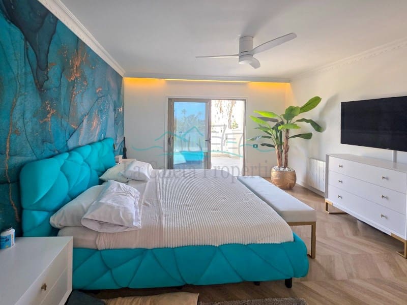 4 soveværelse Villa til salg i Costa Adeje med garage - € 3.200.000 (Ref: 9721558)