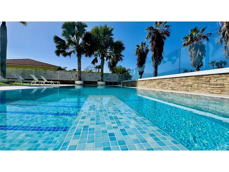 4 bedroom Villa for sale in Costa Adeje with garage - € 3,500,000 (Ref: 9721558)