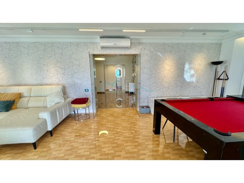4 bedroom Villa for sale in Costa Adeje with garage - € 3,500,000 (Ref: 9721558)