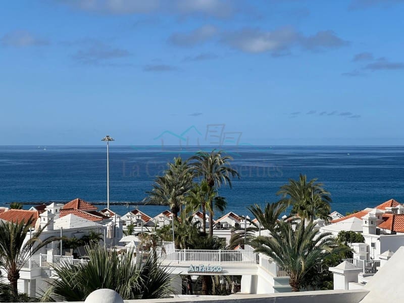 1 bedroom Beach Apartment for sale in Costa Adeje - € 430,000 (Ref: 9751888)