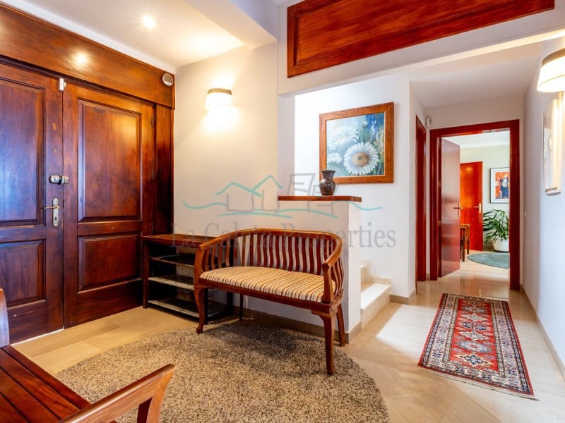 3 bedroom Villa for sale in La Caleta Adeje with garage - € 1,680,000 (Ref: 9890058)
