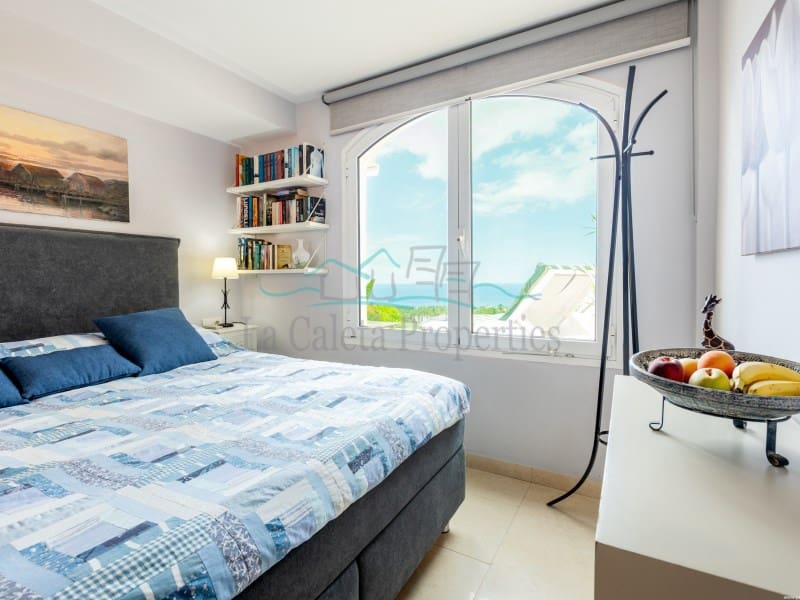 3 bedroom Villa for sale in La Caleta Adeje with garage - € 1,680,000 (Ref: 9890058)