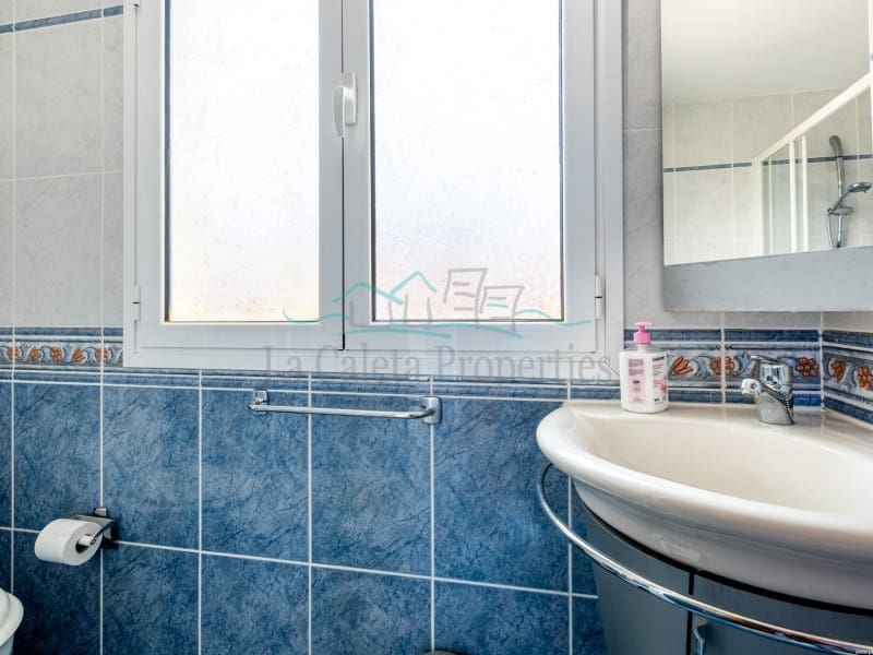 3 bedroom Villa for sale in La Caleta Adeje with garage - € 1,680,000 (Ref: 9890058)