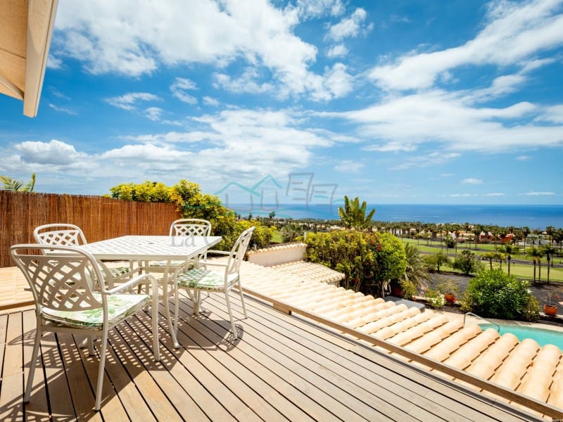 3 bedroom Villa for sale in La Caleta Adeje with garage - € 1,680,000 (Ref: 9890058)