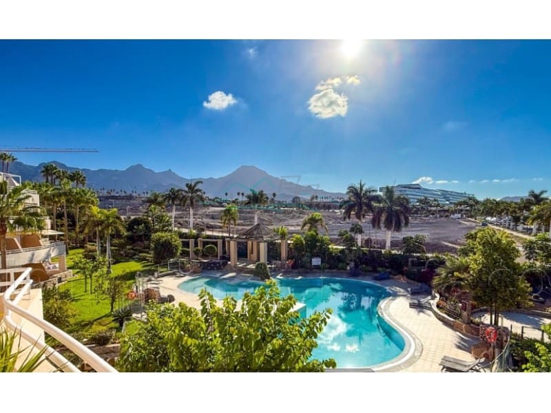 Apartamento de 1 habitación en La Caleta Adeje en venta con piscina - 495.000 € (Ref: 9896602)
