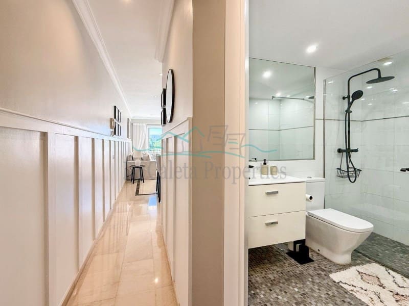 Apartamento de 1 habitación en La Caleta Adeje en venta con piscina - 495.000 € (Ref: 9896602)