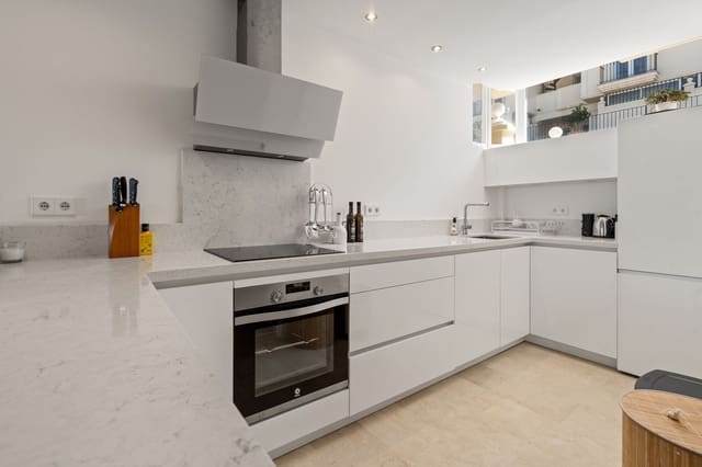 2 soverom Penthouse til salgs i La Quinta, Benahavís med svømmebasseng - € 595 000 (Ref: 10078662)