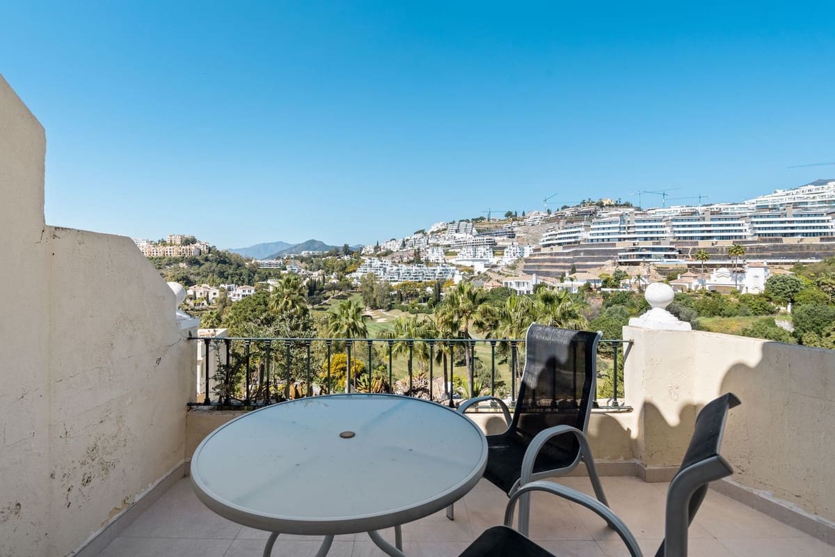 2 soverom Penthouse til salgs i La Quinta med svømmebasseng - € 595 000 (Ref: 10078662)