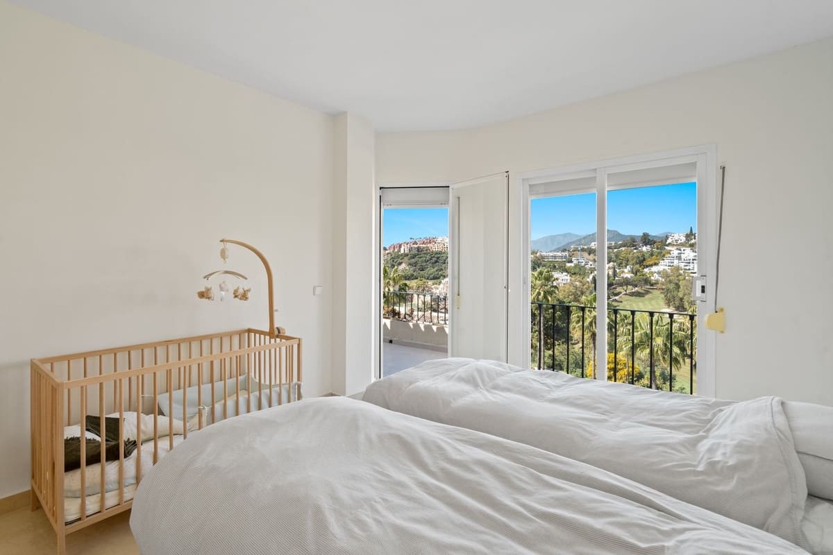 2 soverom Penthouse til salgs i La Quinta med svømmebasseng - € 595 000 (Ref: 10078662)