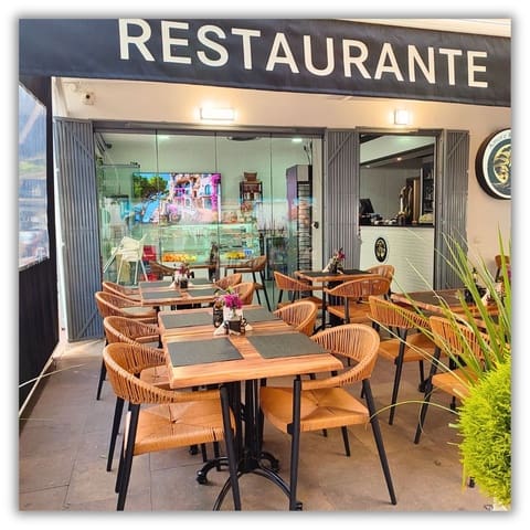 Bar/Restaurante en San Pedro de Alcántara Pueblo, Marbella en venta - 399.000 € (Ref: 10078663)