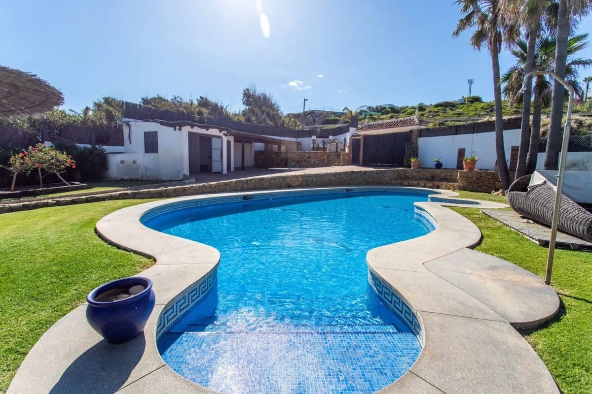 3 quarto Moradia para venda em Punta de la Chullera com piscina garagem - 2 500 000 € (Ref: 10078664)