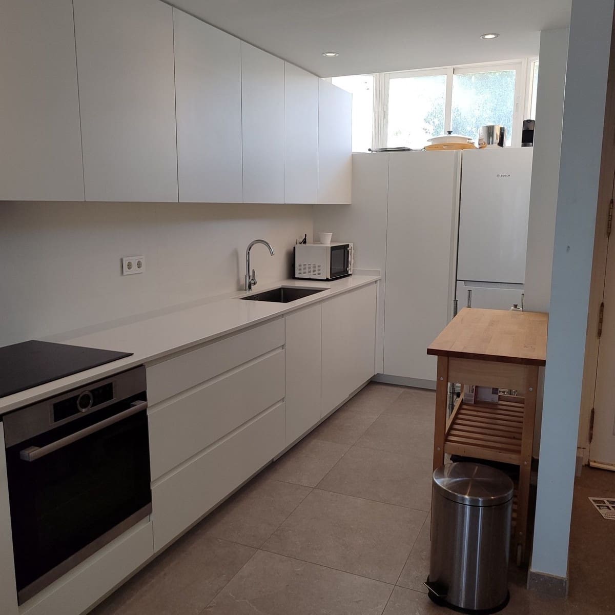 2 soveværelse Penthouse til leje i La Quinta med swimmingpool garage - € 2.200 (Ref: 10078674)
