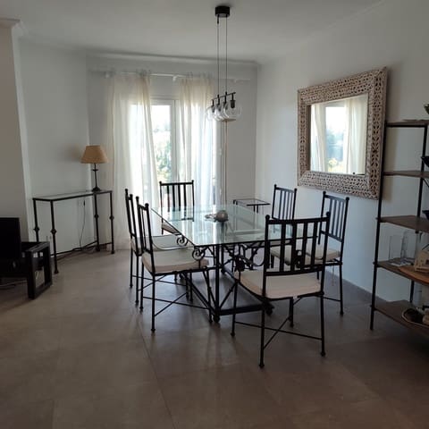 2 soveværelse Penthouse til leje i La Quinta, Benahavís med swimmingpool garage - € 2.200 (Ref: 10078674)